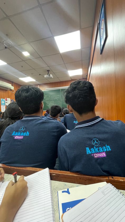 Aakash Institute Snap, Aakash Institute Aesthetic, Coaching Snap, Akash Institute, Aakash Institute, Study Snap, Study Snaps, Study Snaps Ideas, Couples Matching Outfits Swag