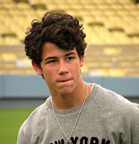 Young Nick Jonas, Jonas Brother, Cute Guy Pics, Joe Jonas, Nick Jonas, The Perfect Guy, Jonas Brothers, Hottest Guy Ever, Attractive Guys