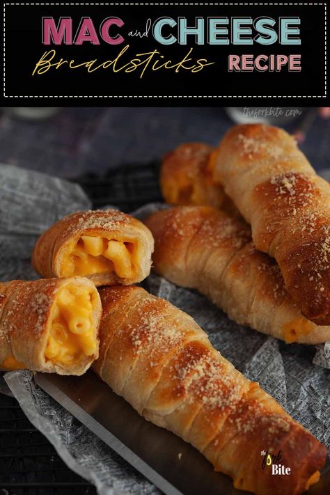 Using #macandcheese as your filling for #breadsticks is possibly the most satisfying snack or appetizer you can get. Cheese Stuffed Breadsticks, Stuffed Breadsticks, Cheese Breadsticks, Cheese Bread Sticks, Buttered Vegetables, Stuffed Bread, Bread Sticks, Mac Cheese Recipes, Best Bread Recipe