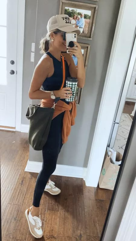 Cool Summer Days Outfits, Women’s Causal Outfits, Sports Summer Outfit, Weekend Athleisure Outfit Summer, Legging Summer Outfits Casual, Ballpark Mom Outfit Summer, Middle Class Outfit, Ball Park Mom Outfit, Mom Hat Outfits