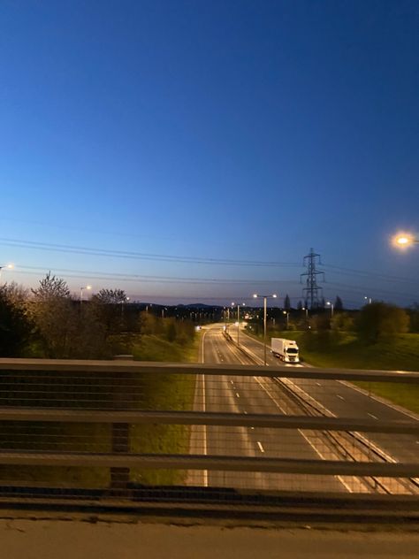 Motorway Aesthetic, Roads At Night Aesthetic, Motorway At Night, Highway Lights At Night, Traffic At Night Aesthetic, Cars On Highway At Night Aesthetic, Night Time Highway, Highway Bridge Aesthetic Night, All The Bright Places