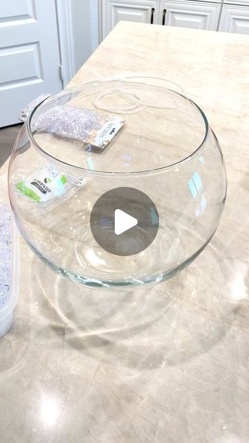 11K likes, 655 comments - tamarabradshaw_home on July 22, 2020: "⠀ DIY VASE SERIES. DAY 2✨ ⠀ Ok so if you remember a few weeks ago I did a this same bling o..." Crystal Vase Decor Ideas, Crystal Vase Decor, Vase Decorating Ideas, Ideas For Yard, Couch Tables, Yard Ideas Cheap, Yard Ideas Backyard, Furniture Cleaner, Diy Play Kitchen