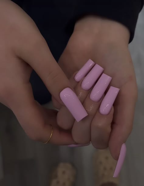 Plain Pink Acrylic Nails Short, Long Nail Ideas Simple, Basic Nails Long, Pink Acrilyc Nails, Plain Square Acrylic Nails, One Color Acrylic Nails, Pink Glossy Nails, Pink Matte Nails, Pink Square Nails