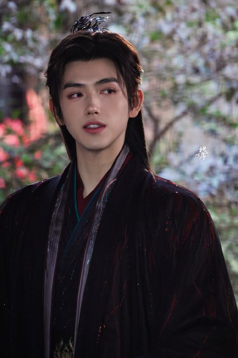 Hanfu Boy, Arthur Chen, Chen Feiyu, Chinese Emperor, Drama Tv Shows, Chinese Man, Dream Boy, Chinese Drama, Handsome Actors