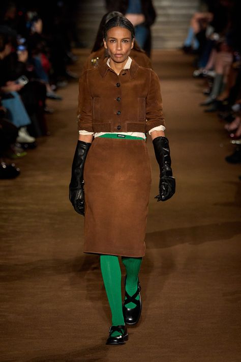 Miu Miu Fall 2024 Ready-to-Wear
https://www.vogue.com/fashion-shows/fall-2024-ready-to-wear/miu-miu/slideshow/collection#60 Fall Jacket Trends, Sheer Midi Skirt, January Jones, Fall Winter Trends, Nicky Hilton, Miuccia Prada, Winter Trends, Winter Tops, Fall Jackets