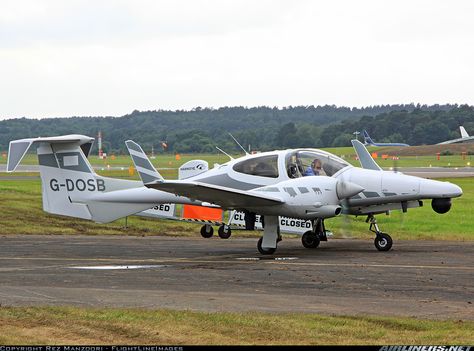 Diamond DA-42 MPP Guardian Air Planes, Aircraft Pictures, Trade Show, Canon Eos, Eos, Canon, The End, Aircraft, England