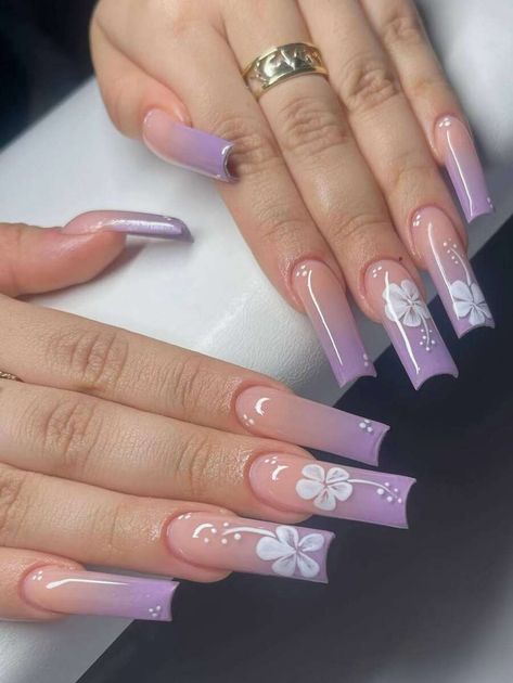 24pcs Gradient Purple Flower Coffin Nail Decorations & 1pc Double-sided Tape & 1pc Nail File | SHEIN USA Purple Sets Nails, Medium Nails Purple, Purple Nail Inspo Acrylic, Purple Square Nails, Trendy Nails Purple, Friends Nails, Hawaii Nails, Formal Hairstyles For Long Hair, Summer Gel Nails