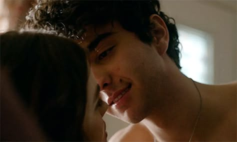 Alex Wolff Hereditary, Young Face Claims, Peter Graham, Alex Wolff, Long Shot, Hazel Eyes, Dream Guy, Brunette Hair, Male Face