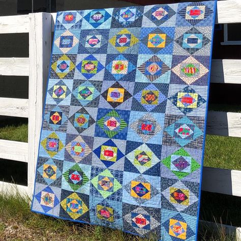 Barb (@beeschip1) • Instagram photos and videos Baltimore Album Quilt Blocks, Starburst Quilt, Small Sewing Rooms, Jewel Frames, Aboriginal Fabric, Jen Kingwell, Start Sewing, Block Quilts, String Quilt