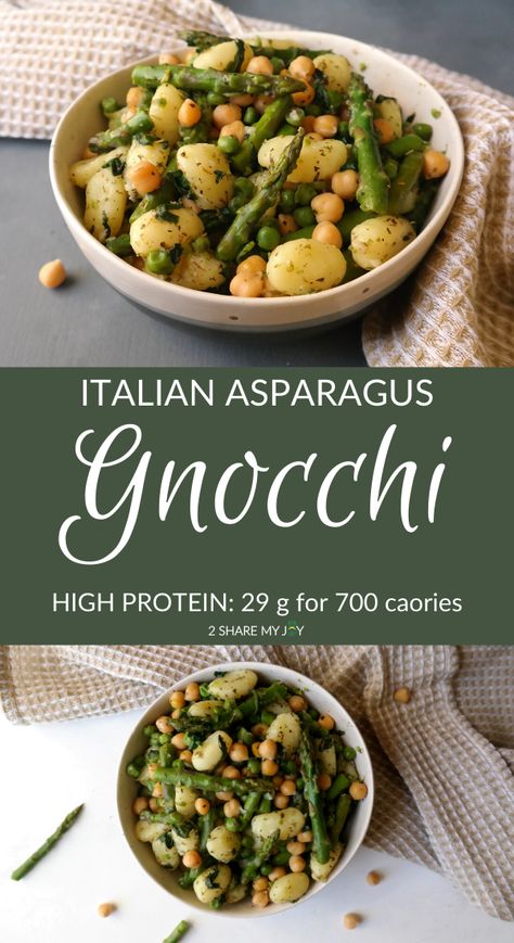 Italian Asparagus Spinach Gnocchi Recipe (vegan) - 2SHAREMYJOY Spinach Gnocchi Recipe, Asparagus Gnocchi, Italian Asparagus, Recipe With Peas, Italian Spinach, Spinach Gnocchi, Gnocchi Recipe, Vegan Italian, Dinner Meal