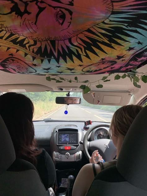 Tapestry Car Roof, Tapestry In Car Roof, Car Tapestry Ceiling, Tapestry In Car, Car Ceiling Ideas, Car Roof Decoration, Car Ceiling Decor, Car Ceiling Decoration, Car Thoughts