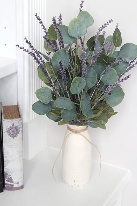 Lavender Bundle, Eucalyptus And Lavender, Rustic Arrangements, Lavender Decor, Bathroom Remodel Cost, Deco Champetre, Walk In Shower Designs, Ideas For Bathroom, Bathroom Plants