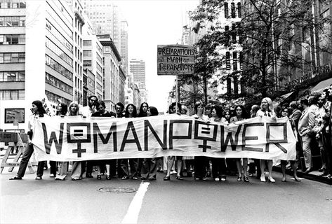 Part 3, Women's Movements: Civil Rights and Women's Liberation. From the list of "What Every American Needs to Know" (Cultural Literacy by E.D. Hirsch, Jr.) Feminist Protest, Radical Women, Womens Movement, Womens Liberation, 60s Women, Women Rights, Feminist Movement, Swinging 60s, Clothing Guide