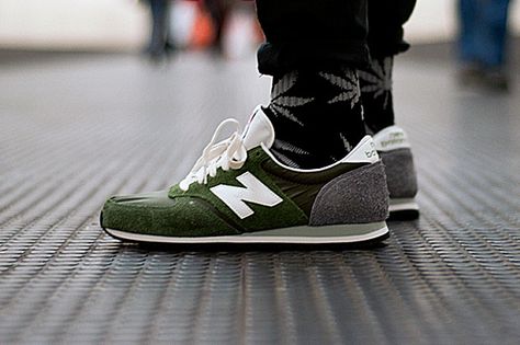 New Balance Made in England U420UO “Forest Green/Grey” Huf Socks, Dad Shoes, Nike Shoes Outlet, Nike Shox, New Balance Sneakers, Trendy Sneakers, Green Shoes, Sneakers Men Fashion, Shoes Outlet