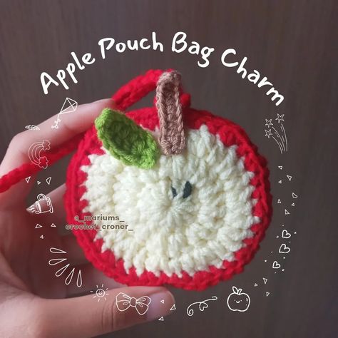 Apple pocket bag charm Crochet Bag Pocket, Apple Knitting Pattern, Crochet Apple Keychain, Crochet Fruit Pouch Free Pattern, Crochet Charms For Bags, Crochet Apple Bag, Crochet Food Bag, Crochet Chicken Bag, Crochet Bag Charm Free Pattern