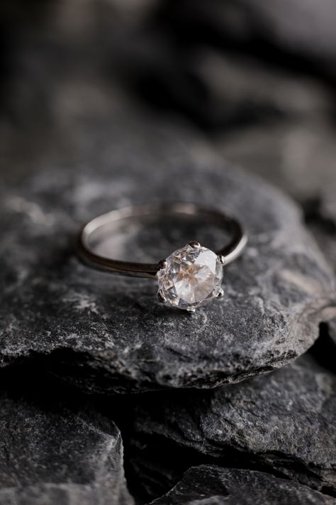 Macro shots of rings, shot using extension tubes. Earrings Photography, Jewellery Photo, Macro Shots, Jewelry Photography, Men Earrings, Product Photography, Macro Photography, Photo Jewelry, Staging