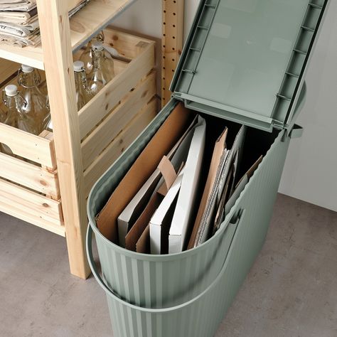 The stackable DAMMÄNG bins help you save space and allow waste sorting to be part of the home interior. This one is perfect for larger waste like packages made of plastic or paper. DAMMÄNG bin with lid -48 l Color:grey-green Ikea France, Recycling Storage, Laundry Bin, Ikea Bedroom, Craft Space, Bedroom Essentials, Small Balcony Ideas, Ikea Family, Space Ideas