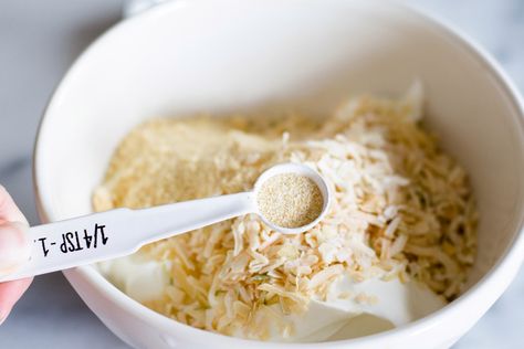 French Onion Chip Dip, Onion Chip Dip, Chip Dip Recipe, French Onion Dip Recipe, Homemade French Onion Dip, Chip Dip Recipes, Creamed Onions, French Onion Dip, Healthy Dips