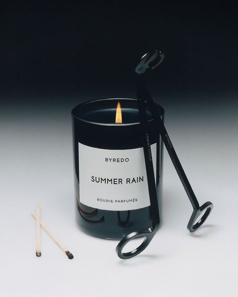 BYREDO | Raindrops in the sun A refreshing breeze of basil and mint with green fig and ginger. The Byredo Summer Rain candle  captures the essence… | Instagram Shadow Candle, Byredo Candle, Rain Candle, Green Fig, Morticia Addams, Summer Rain, Happy Colors, Rain Drops, Rich Girl