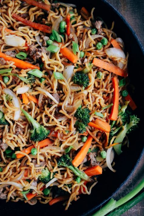 Noodle Stir Fry Sauce, Maui Recipes, Soba Noodle Stir Fry, Vegetable Stir Fry Noodles, Noodle Wok, Soba Recipe, Stir Fry Noodles Recipe, Fried Liver, Yaki Soba