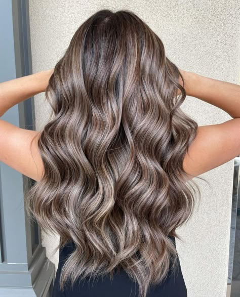 Mushroom Hair Color Hoc Summer Hair Colors, 2023 Hair Color For Women, Fall Hair Styles 2022, Autumn Hair Colors, Highlight Ideas, Mushroom Hair, Hair Colouring, Fall Hair Color Trends, 2023 Hair