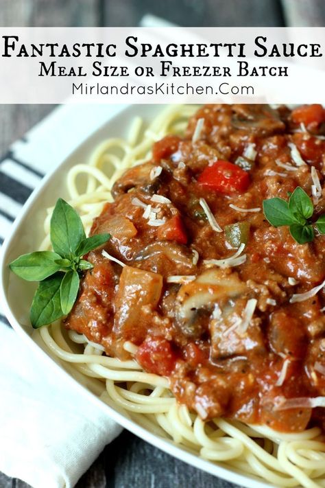 This unique Spaghetti Sauce has a bold, deep flavor from tons of herbs, peppers, mushrooms, a few surprise ingredients, and plenty of beef!  It is a great cook and freeze recipe for busy nights! Taco Balls, Gloria Stewart, Saffron Threads, Homemade Spaghetti Sauce, Homemade Spaghetti, Pasta Sauces, Mouthwatering Recipes, Gravy Recipes, Frozen Meals