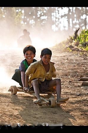 Shan State Myanmar, Agriculture Pictures, Shan State, Childhood Photography, Childhood Memories Art, Childhood Memories 90s, Village Photos, 90s Memories, Kids Around The World