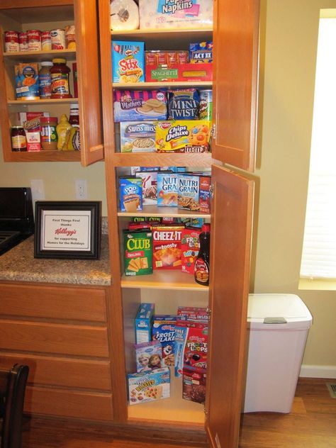 Snack Closet, Snack Food Ideas, Snack Stash, Lays Flavors, Lays Chips, Ideas For Baby Shower, Snack Shack, Pantry Fridge, Junk Food Snacks