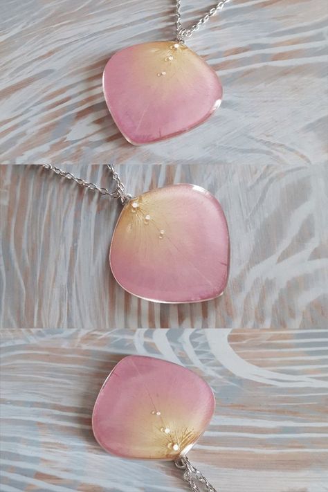 Epoxy Jewelry, Real Rose Petals, Flower Resin Jewelry, Feminine Jewelry, Real Rose, Real Flower Jewelry, Flower Resin, Necklace Flower, Rose Pendant