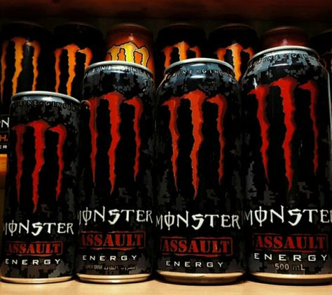 Monster Energy Aesthetic, Monster Flavors, Energy Aesthetic, Ghoulia Yelps, Black Monster, Diy Monsters, Monster Energy Drink, Rawr Xd, Dark And Twisted