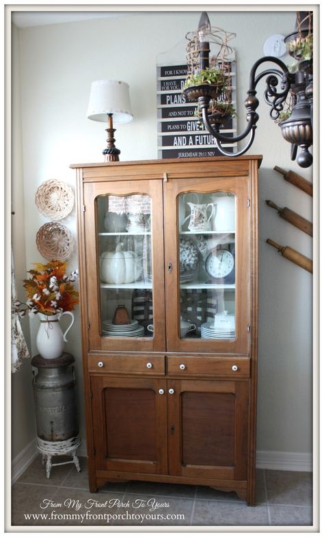 Corner Cupboard Ideas, Pie Safe Makeover, Vintage Pie Safe, Pie Cabinet, Two Story Tiny House, Cupboard Makeover, China Cabinets And Hutches, Antique Pie Safe, Painted China Cabinets