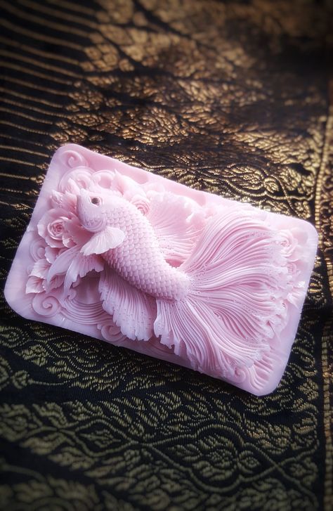 Soap Relief Carving, Ivory Soap Carving, Soap Carving Design, Perla Soap Sculpture Easy, Perla Soap Sculpture, Soap Carving Ideas Easy, Soap Carving Ideas, Soap Sculpture, School Art Activities