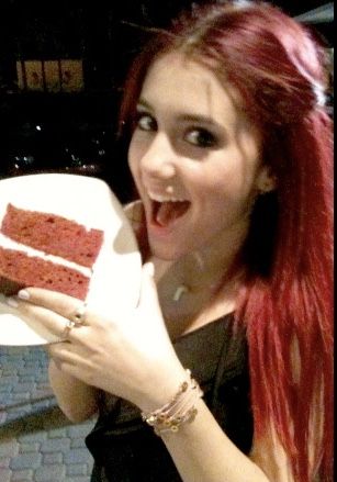 Victorious Cat, Ariana Grande Red Hair, Ariana Grande Cat, Victorious Cast, Liz Gillies, Estilo Taylor Swift, Ariana Grande Photos, Ariana Grande Pictures, Ariana G