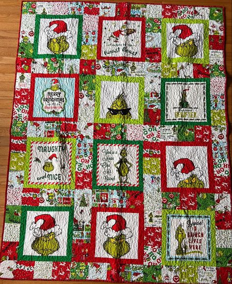 Grinch Quilt Ideas, Quilt Ideas Patterns, Grinch Quilt, Christmas Skirts, Christmas Quilting Projects, Grinch Quotes, Fabric Panel Quilts, Christmas Quilting, Grinch Christmas Decorations