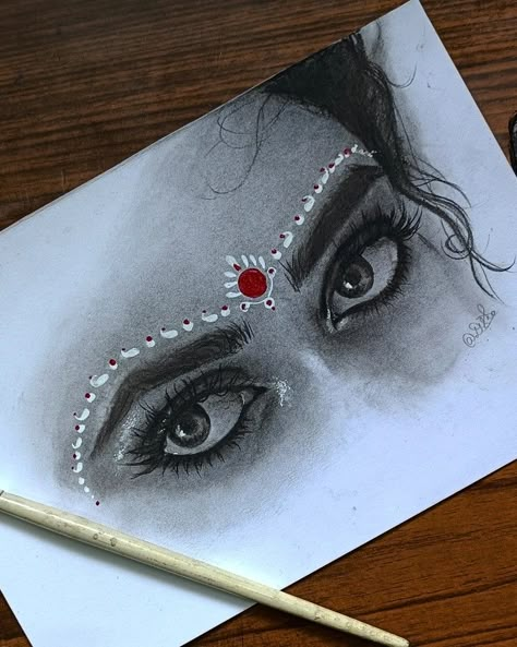 Traditional Indian look with charcoal Aesthetic Shading Drawing, Beautiful Eye Sketch, Traditional Drawing Indian Sketch, Indian Pencil Sketches, Indian Sketch Art, Drawing On Brown Paper Simple, Indian Aesthetic Sketch, Cool Pencil Drawings Ideas Creative, Sketches Pencil Eyes