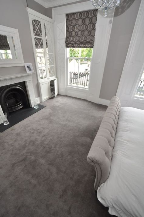 Elegant cream and grey styled bedroom. Bedroom Carpet Colors, Grey Carpet Living Room, Grey Carpet Bedroom, Light Gray Carpet, Carpet Green, Beautiful Bedroom Designs, Bedroom Pictures, Grey Bedroom, Trendy Living Rooms