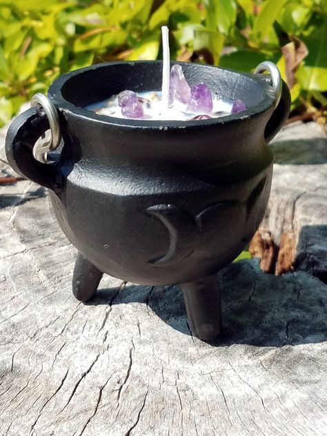 Crystal cauldron candle  Bellalunacandleco.etsy.com Cauldron Candle, Witch Bedroom, Pink Poison, Witch Bedrooms, Witch Store, Pink Witch, Spooky Ideas, Witchcraft Candles, Healing Candles