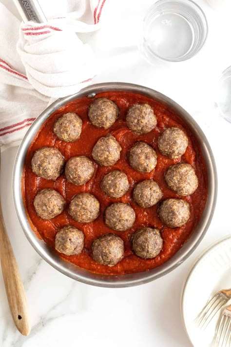 Easy Homemade Baked Meatballs Meatball Without Breadcrumbs, Meatballs Recipe No Breadcrumbs, Oven Baked Meatballs Ground Beef, Beef Meatballs Without Breadcrumbs, Meatball Recipe Without Breadcrumbs, Homemade Baked Meatballs, Maalvleis Geregte, Homemade Chicken Parmesan, Baker Mama