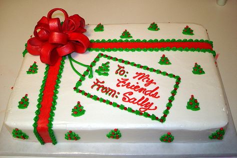 Fondant Bow Christmas Sheet Cake by katyskakes, via Flickr Christmas Sheet Cake, Christmas Gift Cake, Sheet Cakes Decorated, Christmas Birthday Cake, Deco Cupcake, Sheet Cake Designs, Fondant Bow, Birthday Sheet Cakes, Christmas Cake Designs