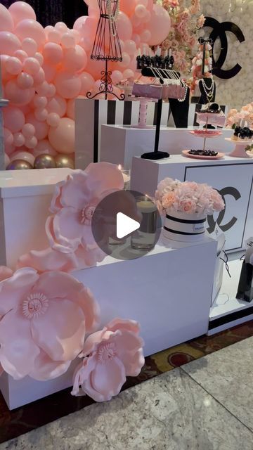 Yoly Arias on Instagram: "Valentina’s Sweet16th  . . . . . #sweet16 #sweetsixteen #chanelparty #chanelbirthday" Birthday Gift Table Ideas, 18birthday Party Ideas, Fancy Sweet 16, Sweet 16 Table Setup, Simple Sweet 16 Party Ideas, Sweet 16 Table Decor, Sweet16 Party Ideas, Paris Sweet 16, Chanel Birthday