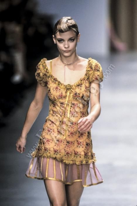 Betsey Johnson Ribbon Dress, Maximalist Fashion Style, Betsey Johnson Runway, Maximalist Fashion, Betsey Johnson Dress, 80s And 90s Fashion, Vintage Betsey Johnson, Boho Grunge, Grunge 90s