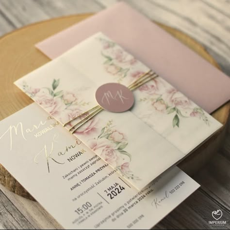 Unique Wedding Invitation Cards, Baat Pakki, Printed Vellum, Simple Wedding Cards, Unique Wedding Cards, Wedding Dance Video, Spring Wedding Invitations, Rose Wedding Invitations, Cards Invitation