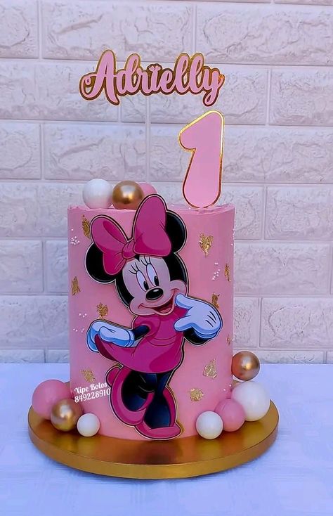 Minnie Mouse Cake Design, Cakes Disney, Buttercream Birthday Cake, Mouse Birthday Cake, Cake Designs For Kids, Mickey Mouse Birthday Cake, Spiderman Birthday Cake, Candy Birthday Cakes, Minnie Mouse Birthday Cakes