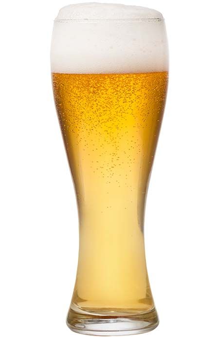 American Wheat in Glass Distilling Alcohol, Beer Brewing Recipes, Brewing Recipes, Homebrew Recipes, Beer 101, Ipa Beer, Brewing Beer, Wheat Beer, All Beer