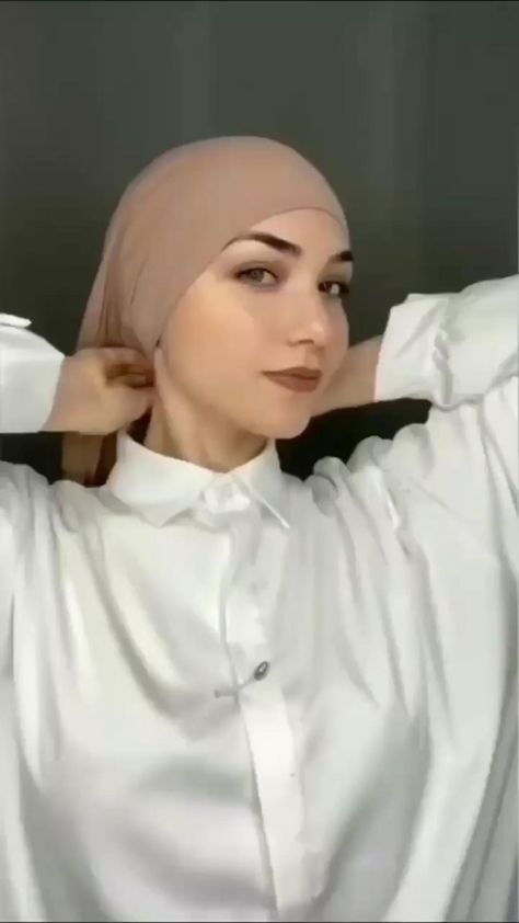 Hijab Without Undercap, Scarf Styles Hijab, Turkish Hijab Tutorial, Turkish Hijab Style, Hajib Fashion, New Hijab Style, Hijab Stile, Hijab Turban Style, Simple Hijab Tutorial