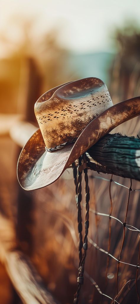 Phone Wallpaper Cowgirl, Western Background Aesthetic, Western Aesthetic Turquoise, Cowgirl Screen Savers, Western Wallpapers Iphone, Retro Western Aesthetic Wallpaper, Widgets Western, Vintage Western Aesthetic Wallpaper, Country Asthetic Photos