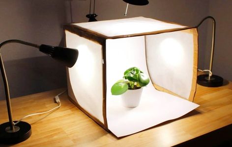 How to Make a DIY Light Box in 7 Easy Steps Photo Box Diy, Diy Photo Studio, Photo Light Box, Photography Boxes, Light Box Diy, Light Box Photography, Photography Backdrops Diy, Etsy Ideas, Foto Tips