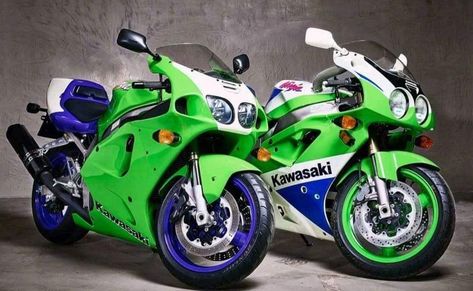 Zxr 750, Kawasaki Zx7r, Crush Series, Hayabusa Motorcycle, Bike Artwork, Kawasaki Motor, Kawasaki Bikes, Custom Sport Bikes, Fox Eyes