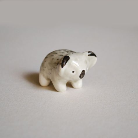 Koala Ceramics, Clay Koala, Ceramic Bear, Totem Animal, Miniature Sculpture, Convention Gifts, Air Dry Clay Projects, Polymer Clay Animals, Bear Figurine