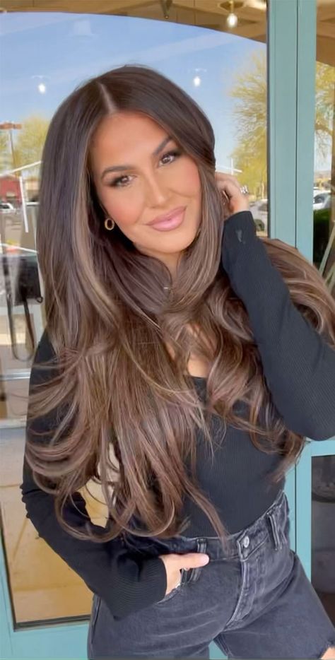 Balayage On Fair Skin, Highlight Extensions On Brown Hair, 22 Inch Hair Extensions Brown, Chrissy Rasmussen Hair, Brunette Fall Hair 2023 Straight, Hair By Chrissy Brunette, Dorit Kemsley Hair, Hair Extensions Brunette, Brunette Extensions